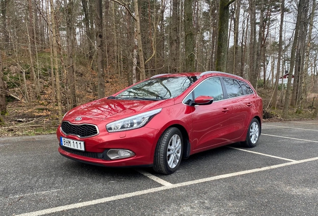 Kia Ceed cena 33500 przebieg: 244000, rok produkcji 2014 z Raciąż małe 277